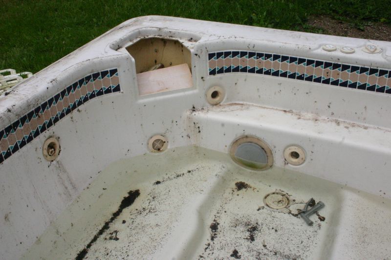 Cost of Hot Tub Removal — Cost of Hot Tub Removal